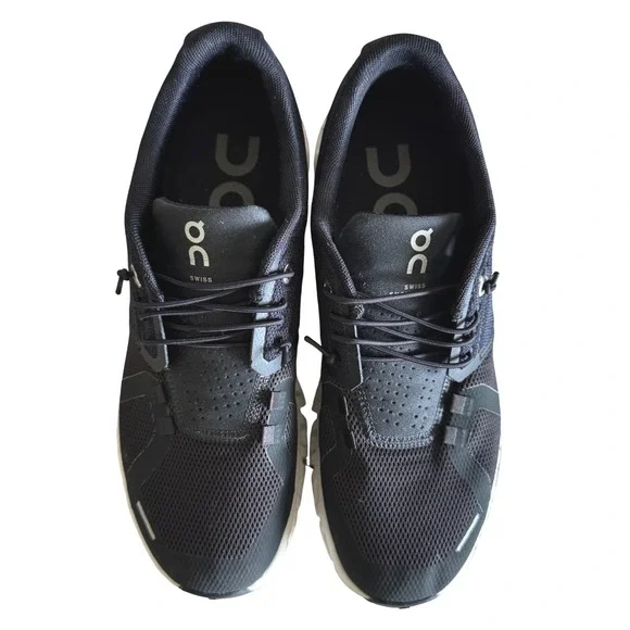 On Running Cloud 5 Sneakers Black White Women's 8 Swiss Engineering - Picture 2 of 9